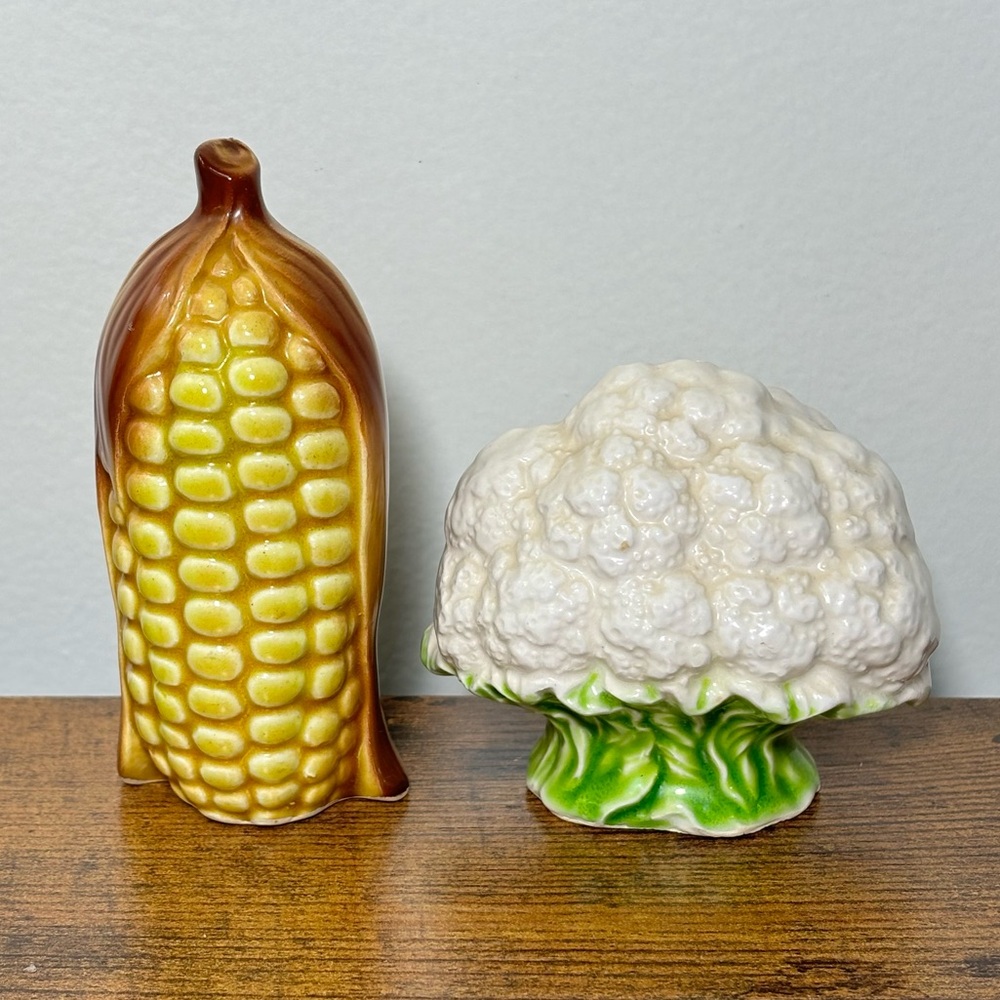Vintage Ceramic Corn and Cauliflower Salt and Pepper Shakers Made in Japan